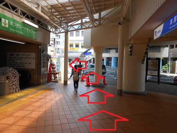 道順５　本厚木駅東口出口